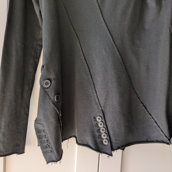 Rundholz asymmetrical button top - Picture 8 of 10